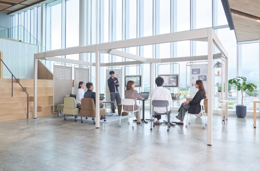 Post + Beam in workspace with working team