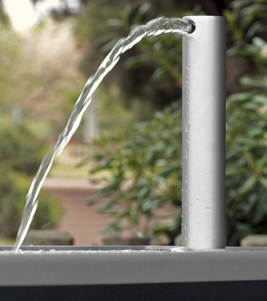 Caudal fountain spigot detail