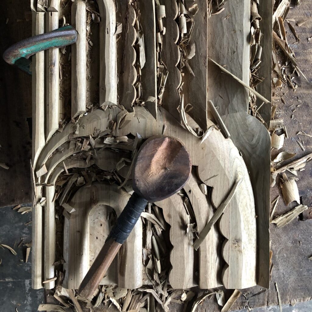 Wonderwall wood pattern carving process