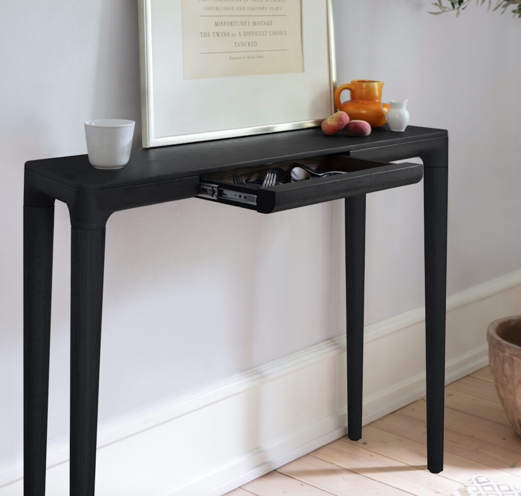 Heart'n'Soul console table in black with silverware inside