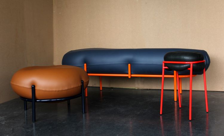 Inflatable furniture ensemble