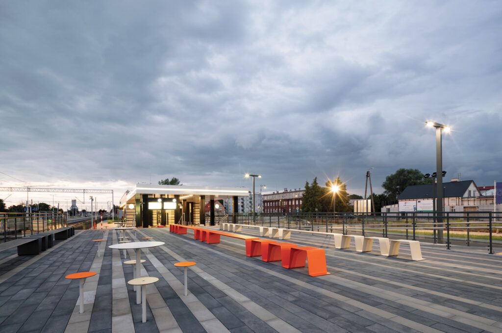 Outdoor bench seating on public plaze
