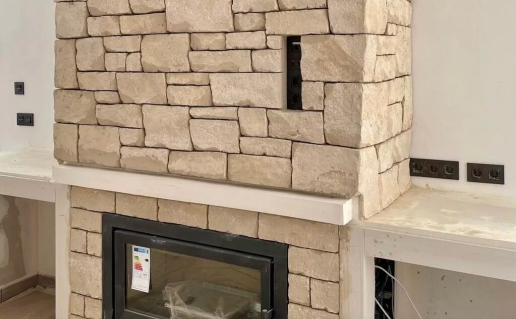 Moldable mortar fireplace cladding