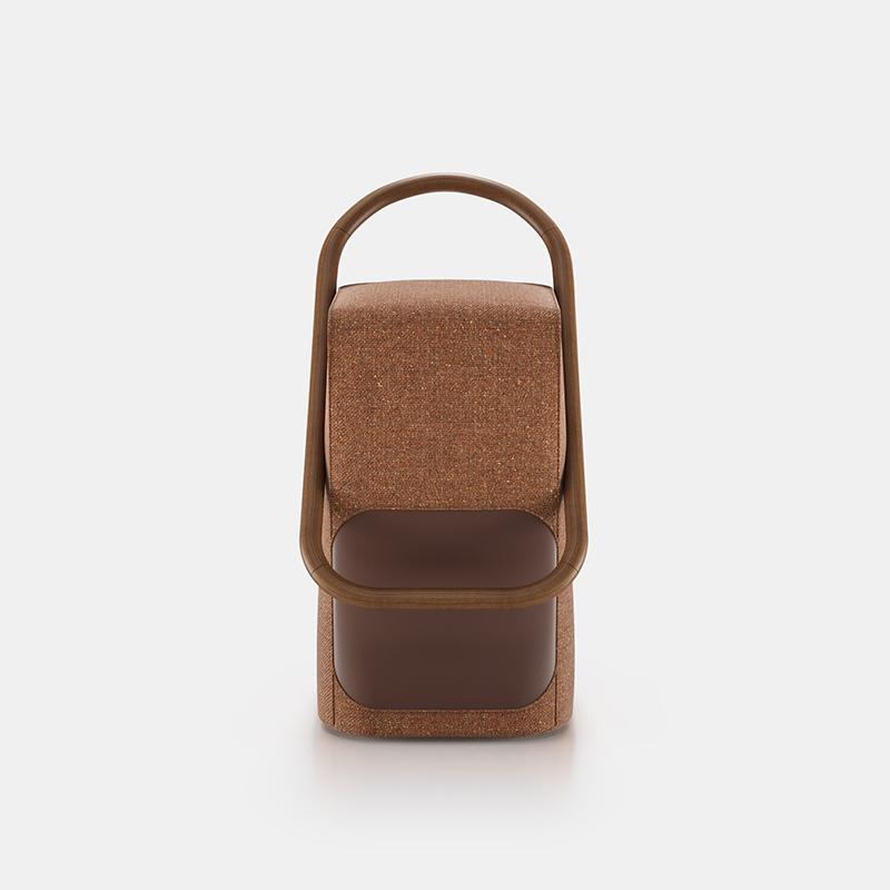 Nomi front view showing ultratleather detail