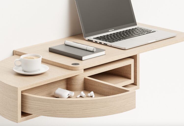 Revolver Desk open