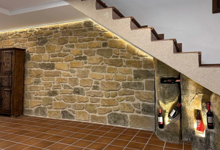 Inimitez Interior Rock Wall