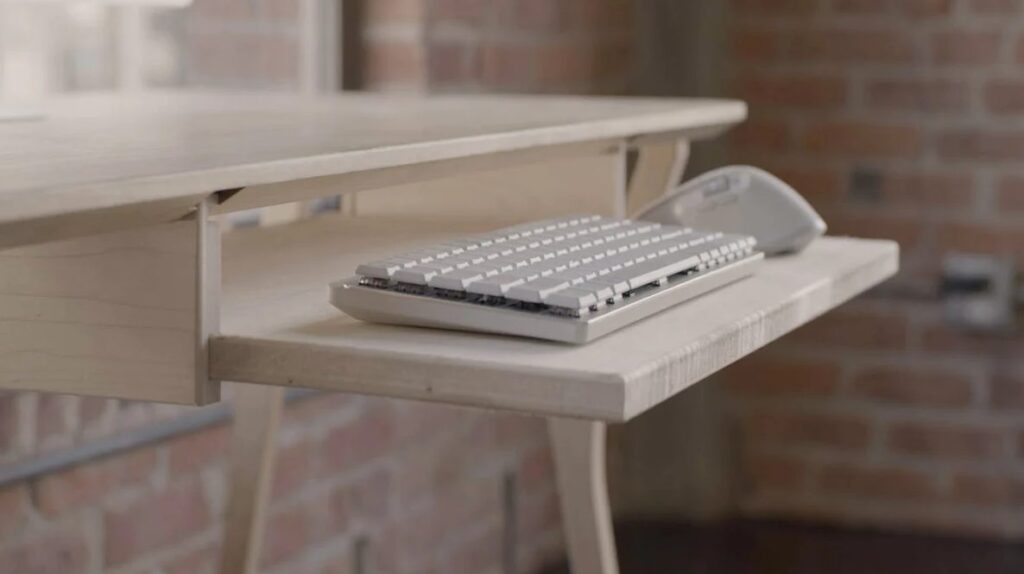 Woodsy Desk Keyboard