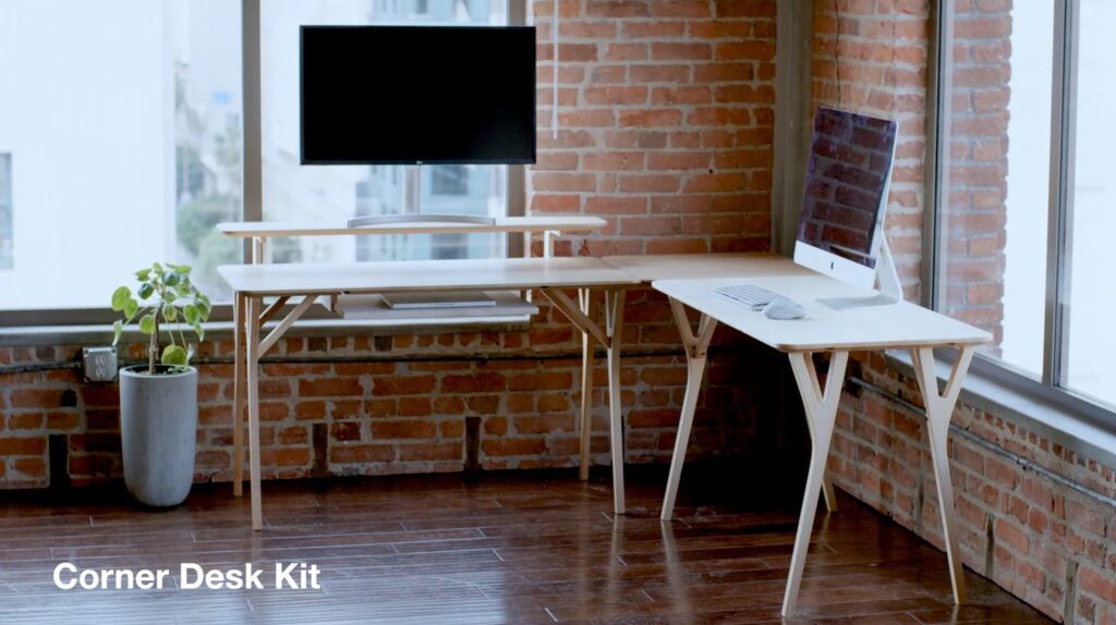 Woodsy Desk Corner