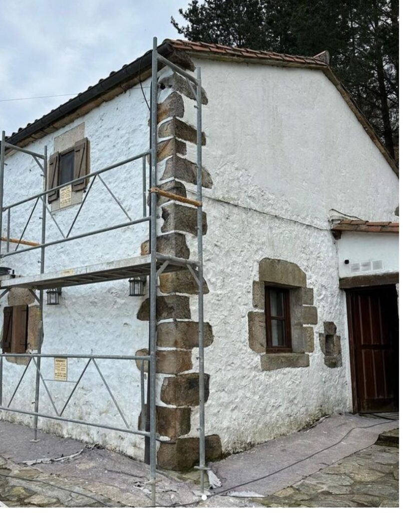 Moldable mortar