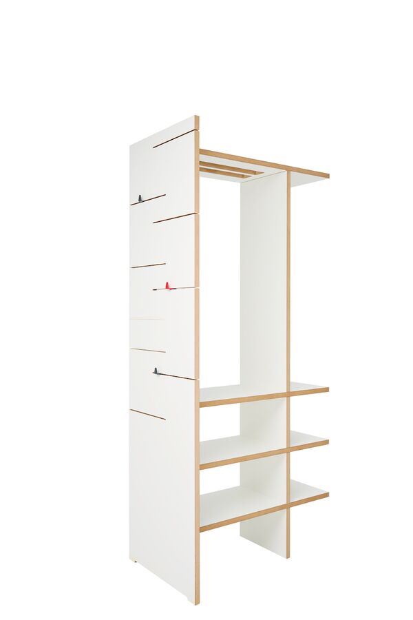Tojo-Angeber wardrobe cutout