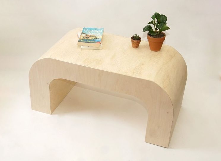Horseshoe Table