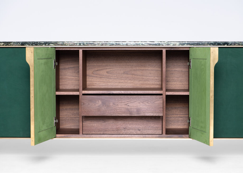 Mara Credenza detail
