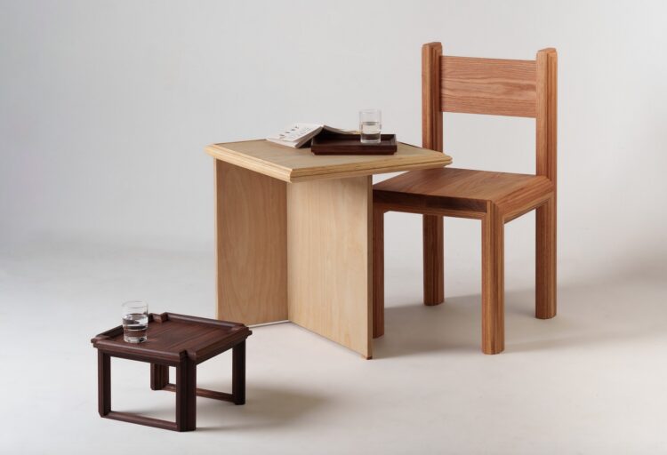 Molding furniture table and chairs