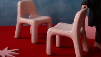 Charlie Chair Ultra Pink by ecoBIRDY