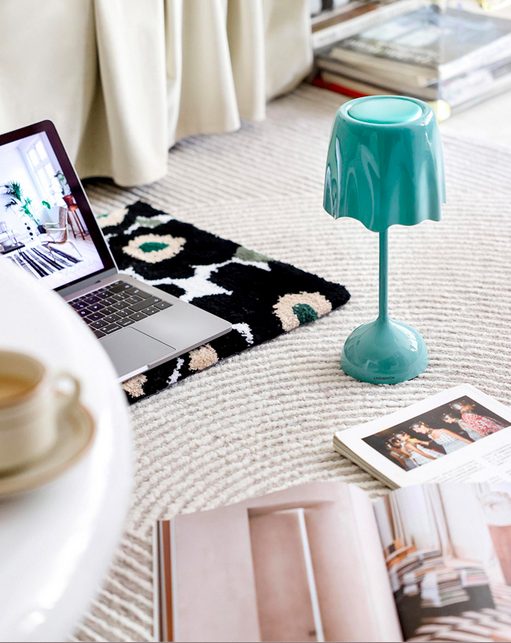 Dancer H30 table lamp in situ
