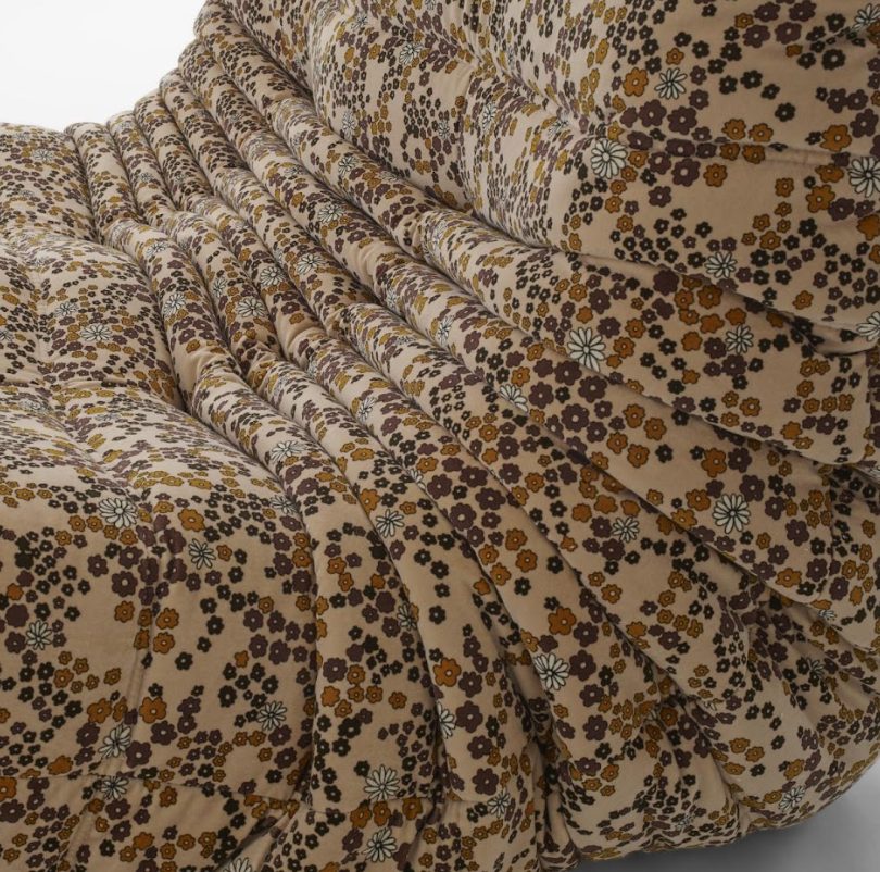 Floraly textile