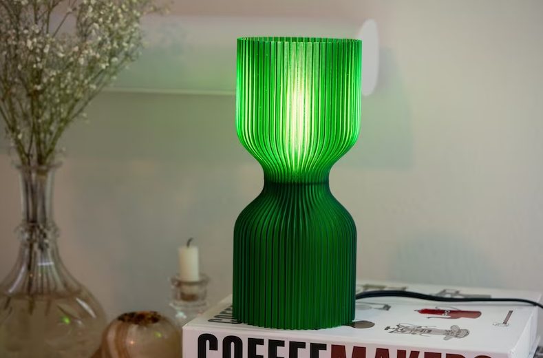 Green Eco-Friendly 3D Table Lamp by 3DModelingDesigns Green Eco-Friendly 3D Table Lamp by 3DModelingDesigns