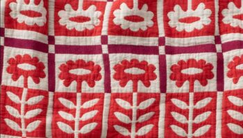 Stillwater Floral Quilt by Schoolhouse