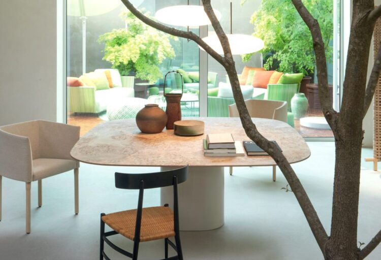 Taol Table in situ