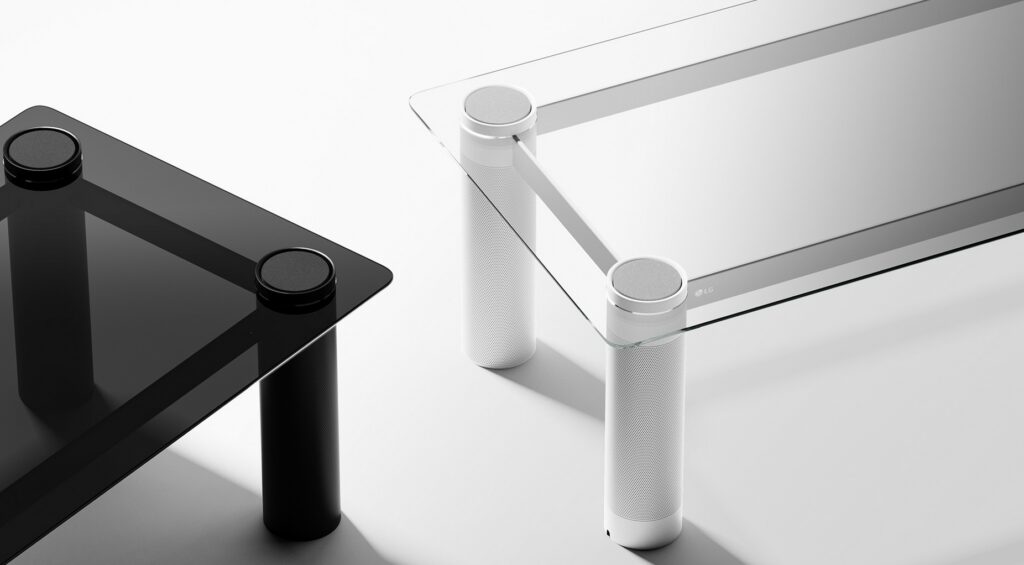Verre Synthesizes Sound and Surface