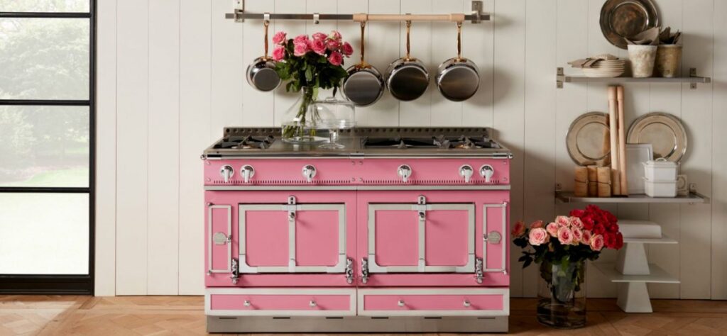 Pink Paris: Liberté Color by Suzanne Kasler for La Cornue Pink Paris: Liberté Color by Suzanne Kasler for La Cornue