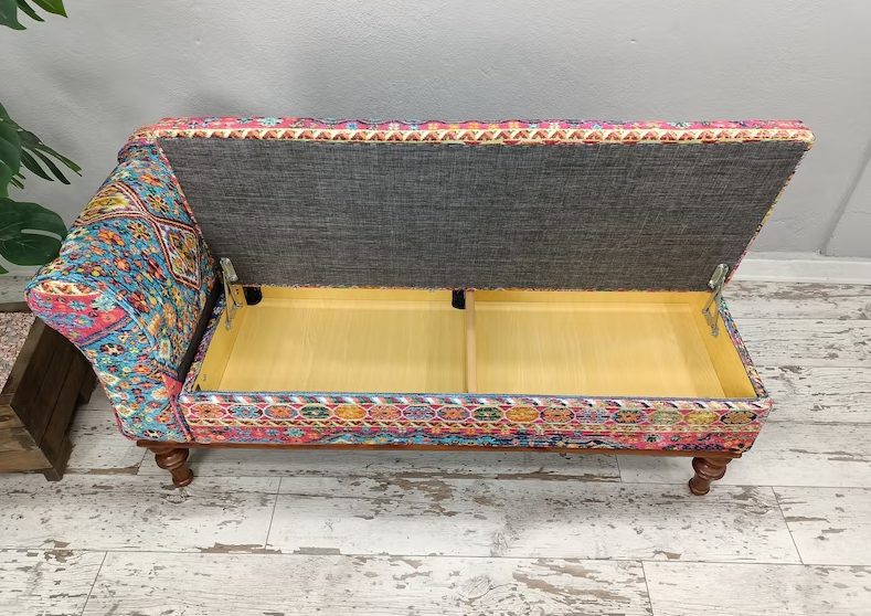 Chaise Lounge