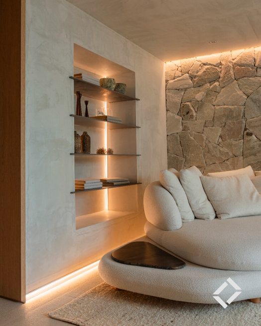 Santa Luzia illuminated room with LED