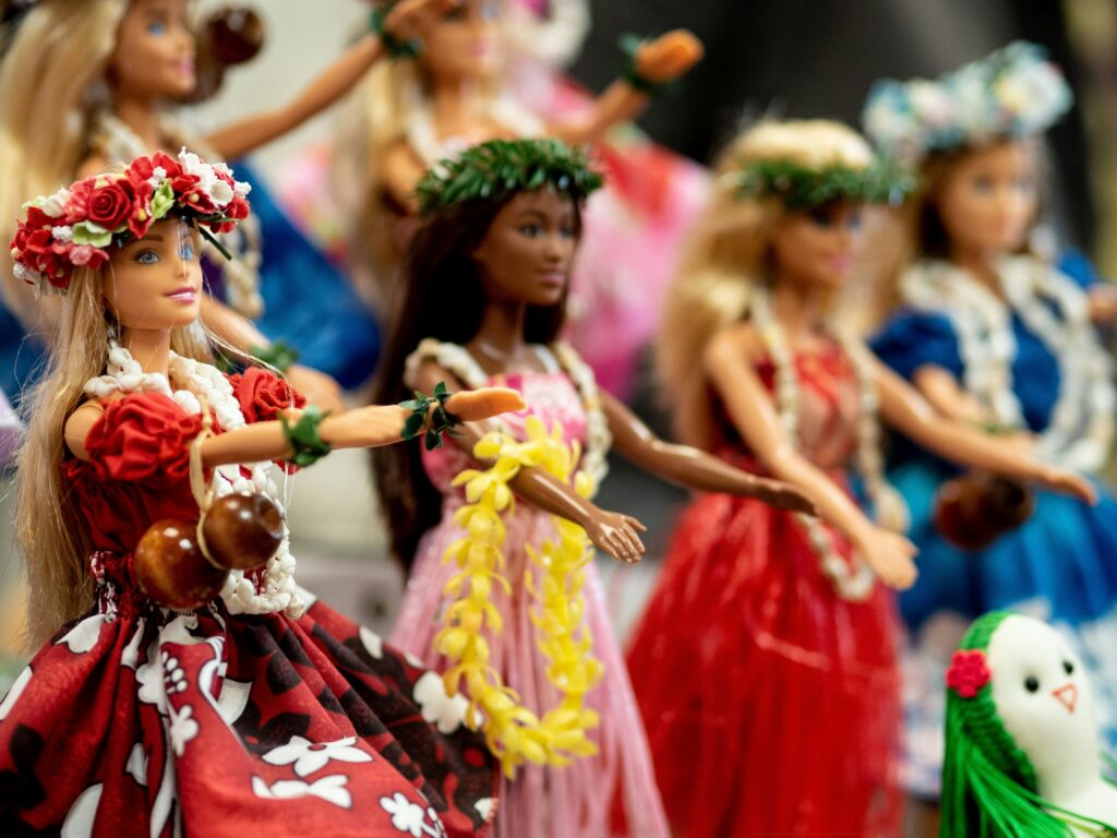 Barbie collection, Photo by Sean Bernstein on Unsplash