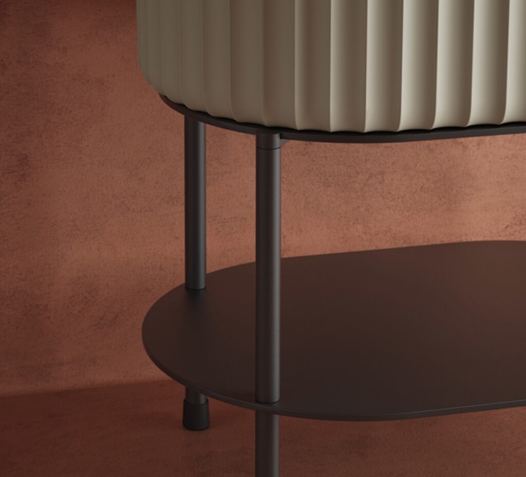 Lower half view with support shelf