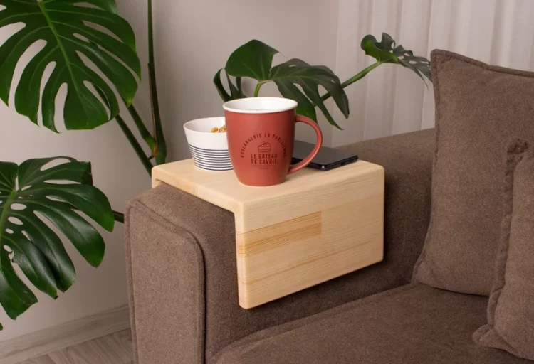 Sofa Arm Table by PUFFYO