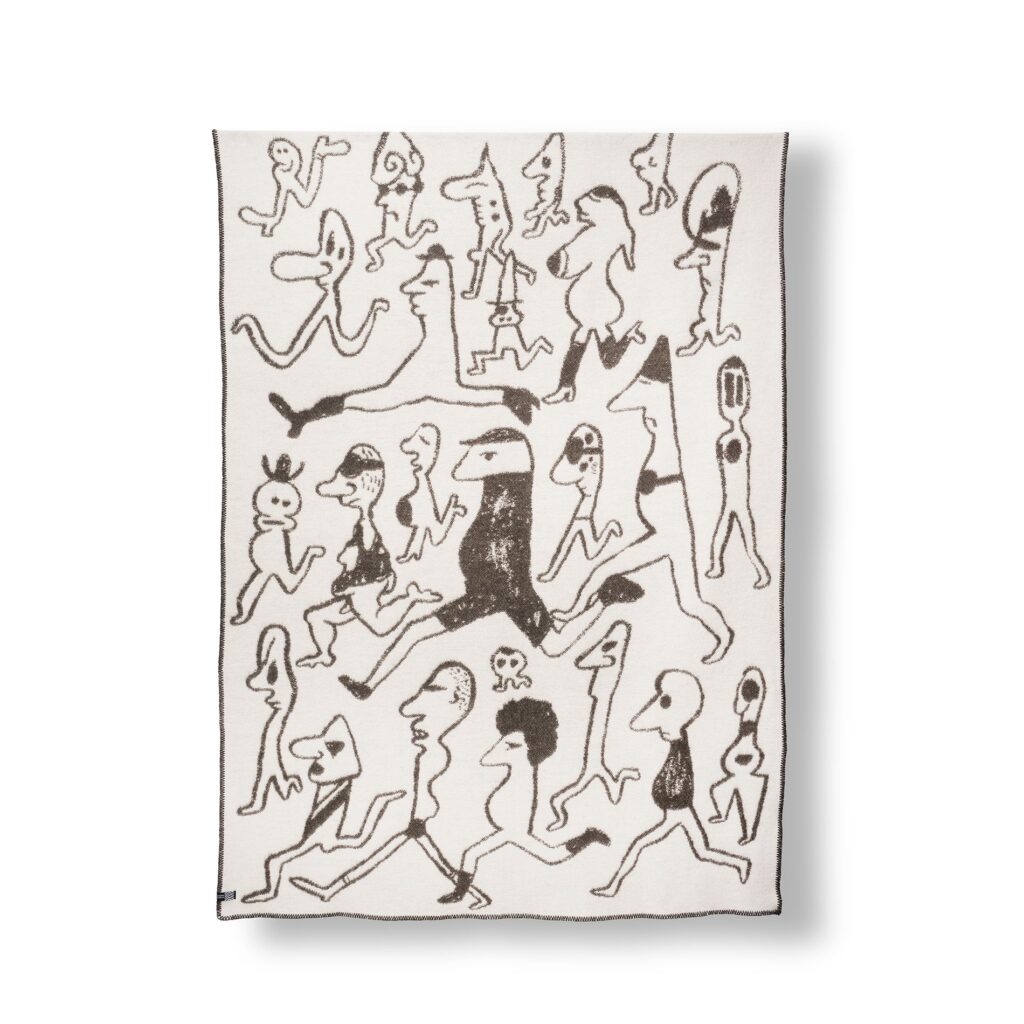 Wool rug with arm-less marathon runners in white