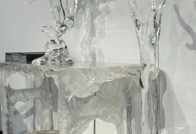 Gordon Gu crystal table