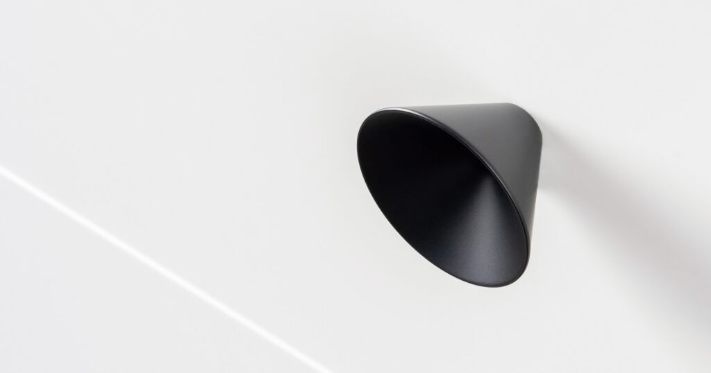 Viefe Conic in black