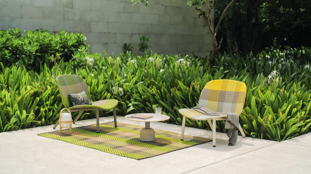 Trixie Lounger by Lebello
