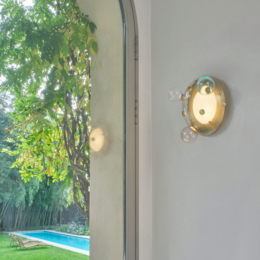 Aria sconce