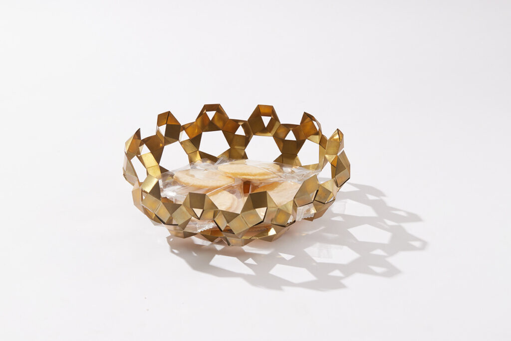 Glimmer metal bowl