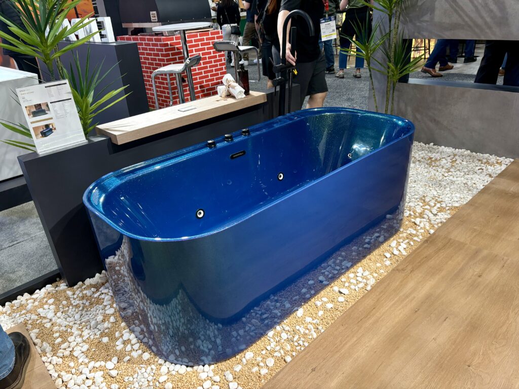 A bluer blue from Empeva deep tub with enhanced basin length