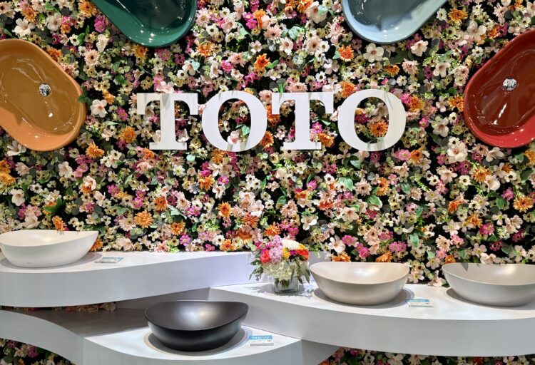 Toto sinks on flowery wall