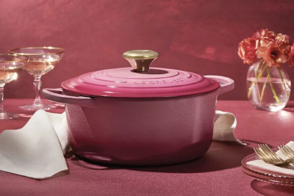 Le Creuset Shallow Heart Cocotte in Berry
