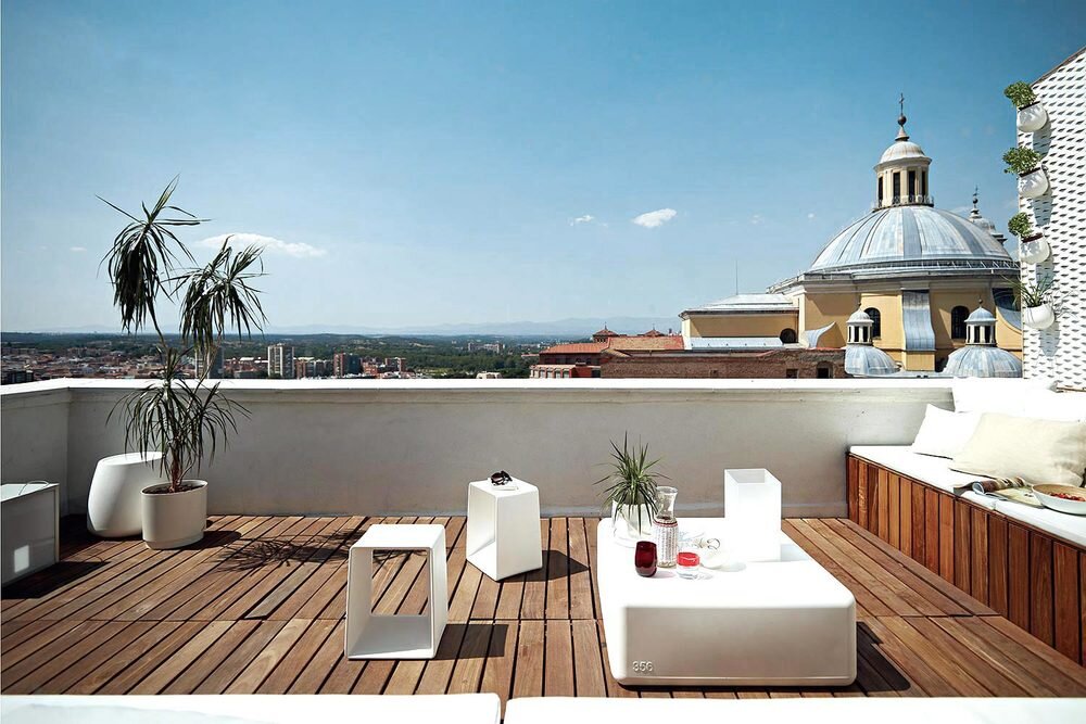 A penthouse by Romero Vallejo