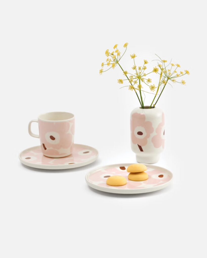 Unikko pale pink