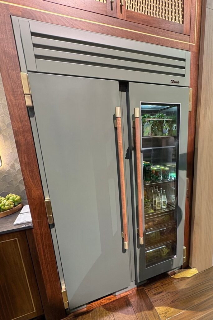 Olive refrigerator
