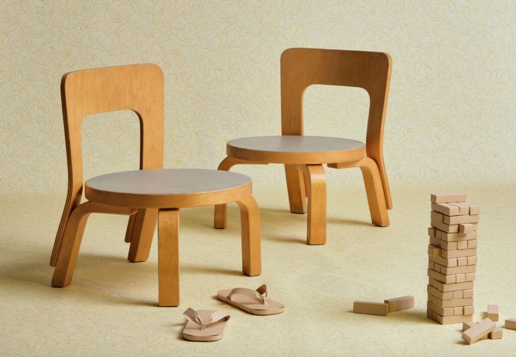 Alvar Aalto chairs made of Formica