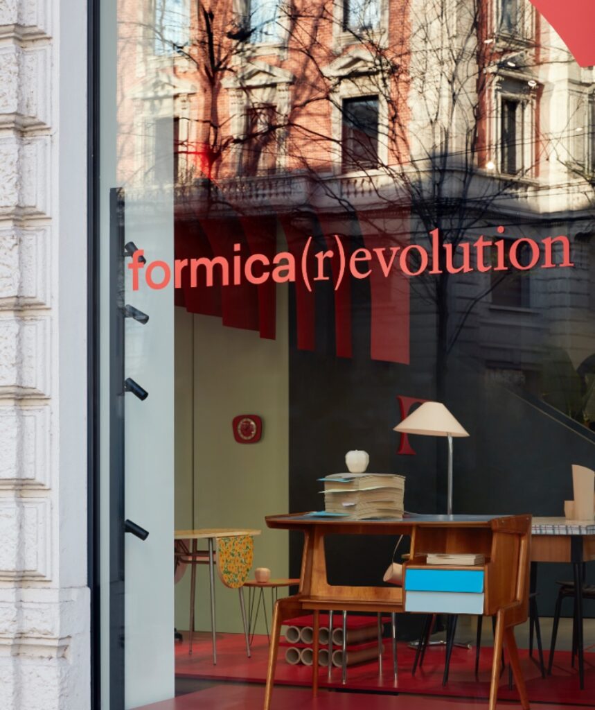 Display front window