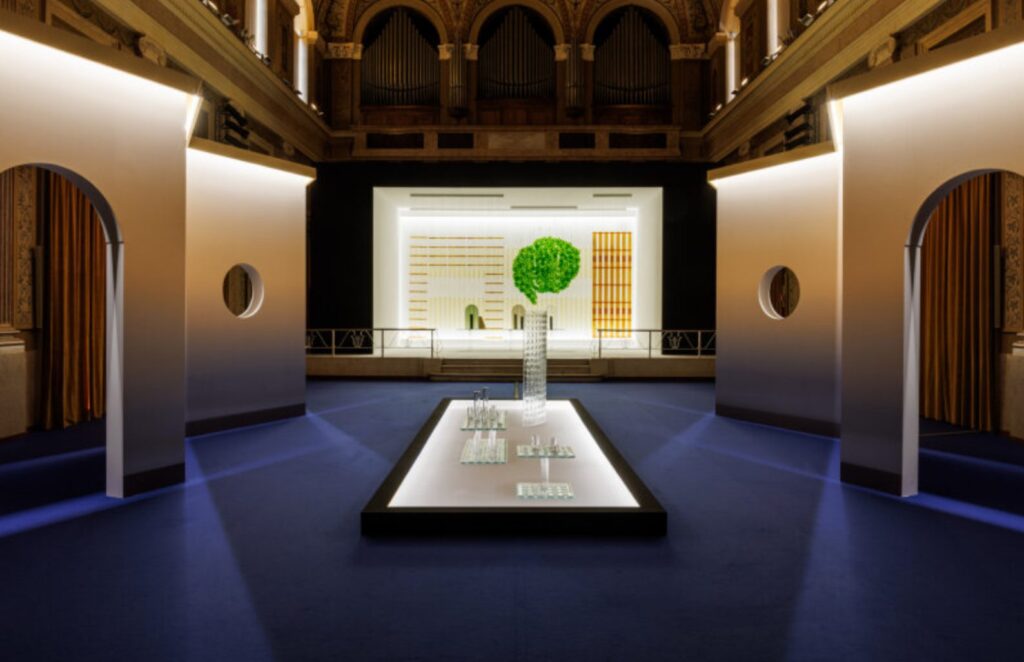 long view of exhibit