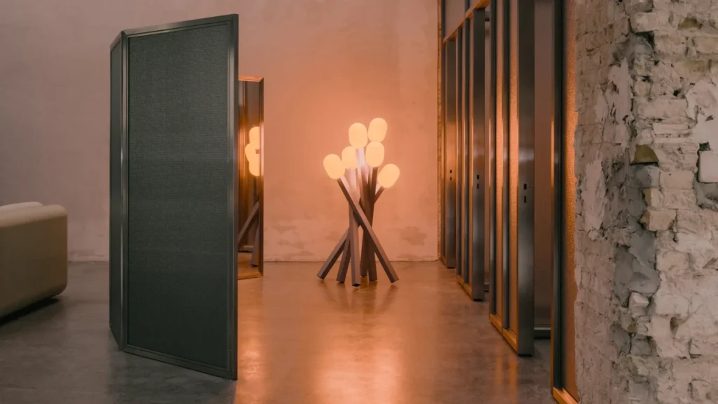 Campfire lamp