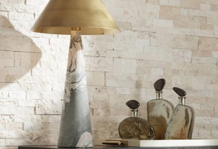 Chanell Lamp, Calacatta base