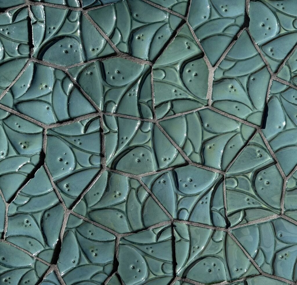 Detail of assembled Morph tile wall