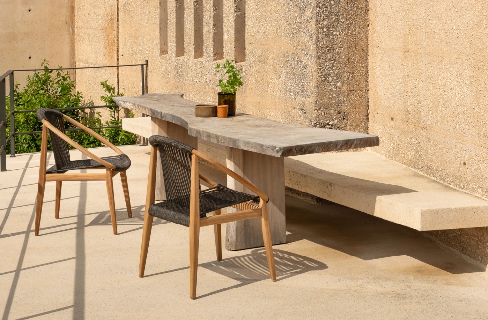 HD Expo 2025: Frida Dining Now in Dark Green HD Expo 2025: Frida Dining Now in Dark Green