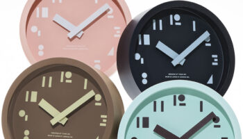 Geometric Clock Design in Shape and Color